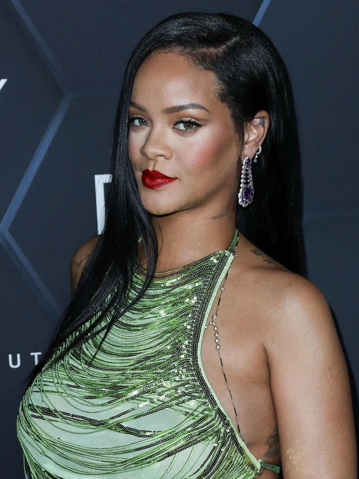Fenty Beauty And Fenty Skin Celebration Hosted By Rihanna Barbadian singer Rihanna Robyn Rihanna Fenty NH wearing The Attico arrives at the Fenty Beauty And Fenty Skin Celebration Hosted By Rihanna held at Goya Studios on February 11, 2022 in Hollywood, Los Angeles, California, United States. Goya Studios, Hollywood, Los Angeles, California California United States PUBLICATIONxNOTxINxFRA Copyright: xImagexPressxAgencyx originalFilename: collin-fentybea220212_npVxf.jpg 
