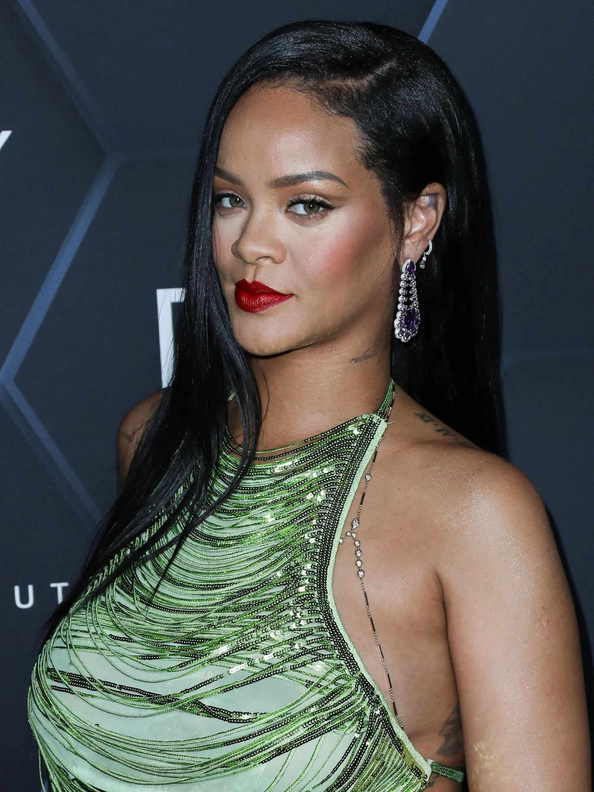 Fenty Beauty And Fenty Skin Celebration Hosted By Rihanna Barbadian singer Rihanna Robyn Rihanna Fenty NH wearing The Attico arrives at the Fenty Beauty And Fenty Skin Celebration Hosted By Rihanna held at Goya Studios on February 11, 2022 in Hollywood, Los Angeles, California, United States. Goya Studios, Hollywood, Los Angeles, California California United States PUBLICATIONxNOTxINxFRA Copyright: xImagexPressxAgencyx originalFilename: collin-fentybea220212_npVxf.jpg 