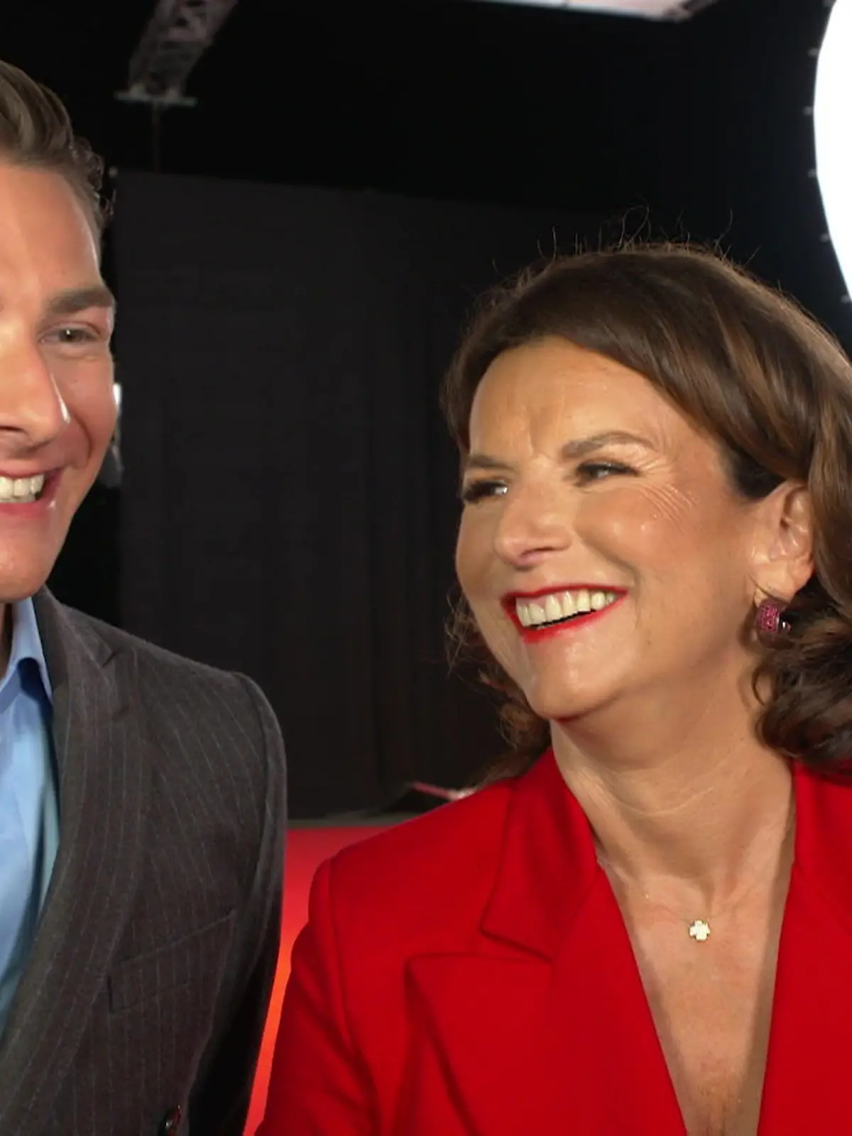 Bild zu: "Claudia Obert & Max Suhr: Gibt es Sex im Sommerhaus?"