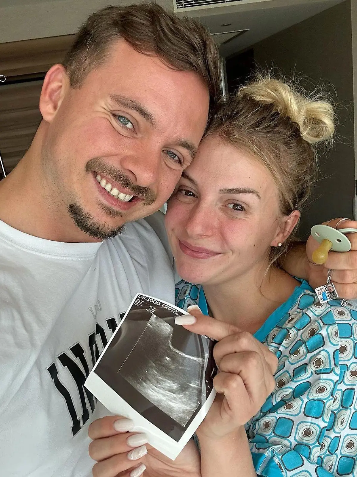 FitnessOskar und HealthyMandy sind in freudiger Erwartung.