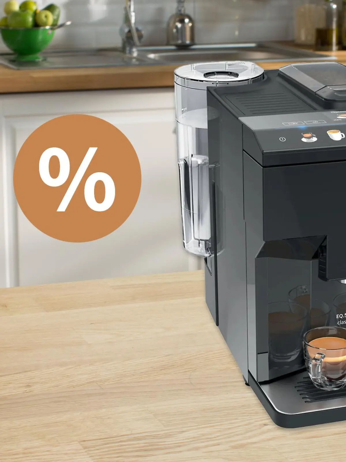 Der reduzierte Siemens-Kaffeevollautomat in einer Collage.