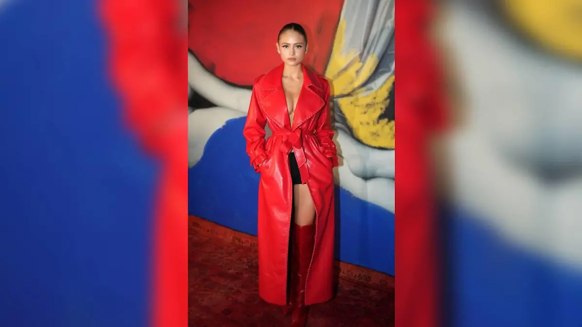 Leni Klum begeistert die New York Fashion Week in feuerrot.