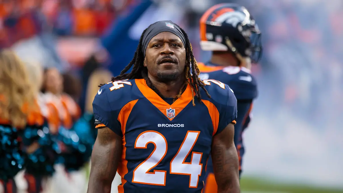 NFL, American Football Herren, USA Kansas City Chiefs at Denver Broncos, Oct 1, 2018 Denver, CO, USA Denver Broncos cornerback Adam Jones 24 against the Kansas City Chiefs at Broncos Stadium at Mile High. Mandatory Credit: Mark J. Rebilas-USA TODAY Sports, 01.10.2018 18:06:01, 11383972, NFL, Kansas City Chiefs, Denver Broncos, Pacman Jones, Mile High, Adam Jones, Broncos Stadium PUBLICATIONxINxGERxSUIxAUTxONLY Copyright: xMarkxJ.xRebilasx 11383972