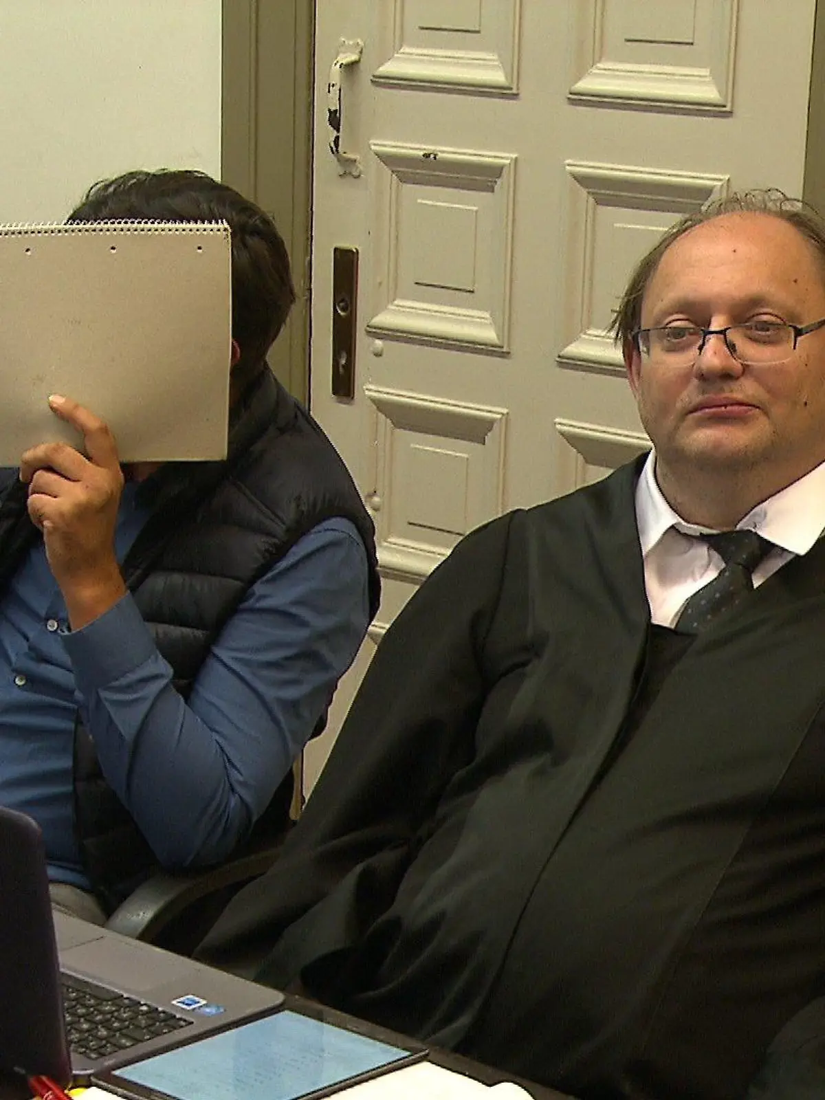 Der mutmaßliche Erpresser muss sich vor dem Amtsgericht Hamburg verantworten.