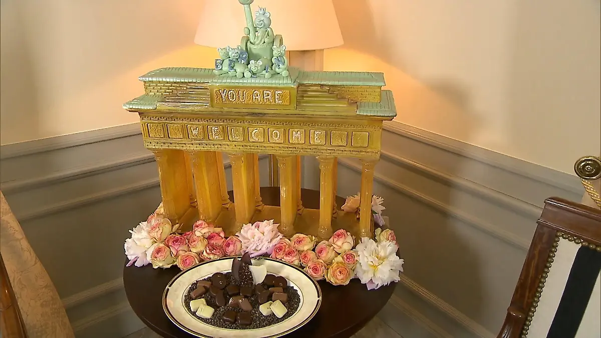 SO königlich residieren Charles und Camilla im Hotel Adlon Hoher Besuch in Berlin!