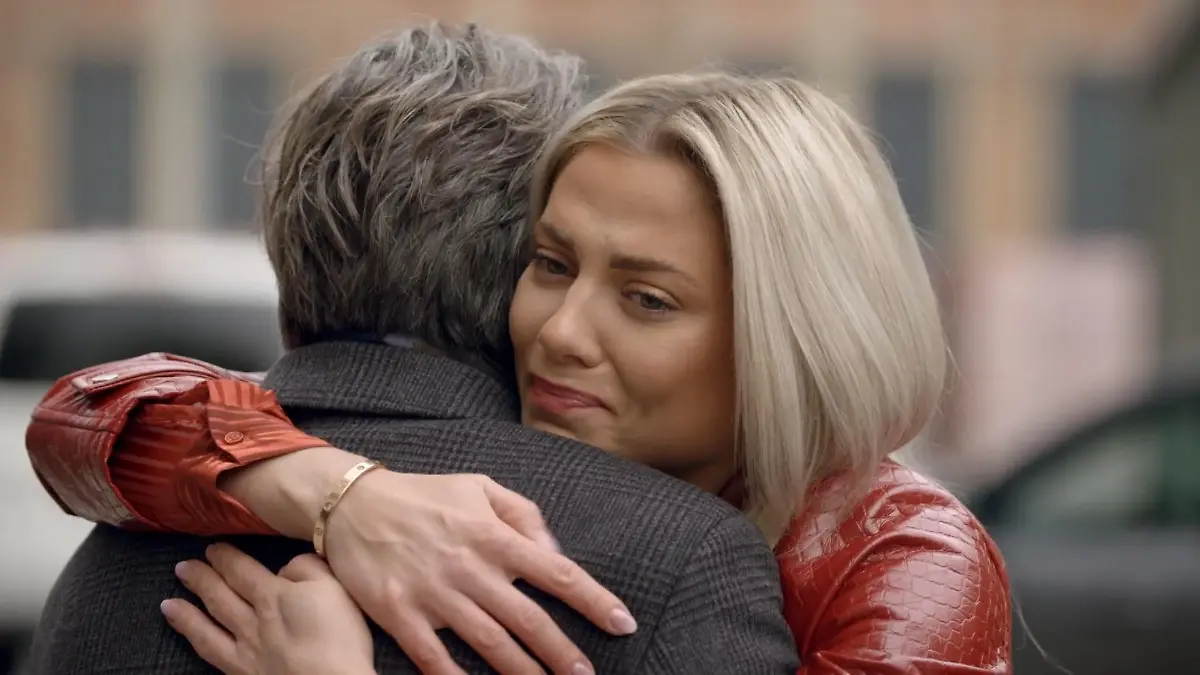 GZSZ-Folge 7734 vom 27. März 2023: Abschiedsschmerz! Sunny verlässt Berlin