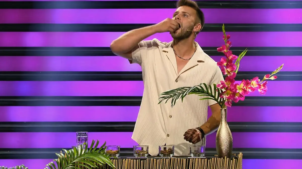 Insekten-Büfett - was hat Jan Köppen damit zu tun? Dschungelcamp bei "Take Me Out"