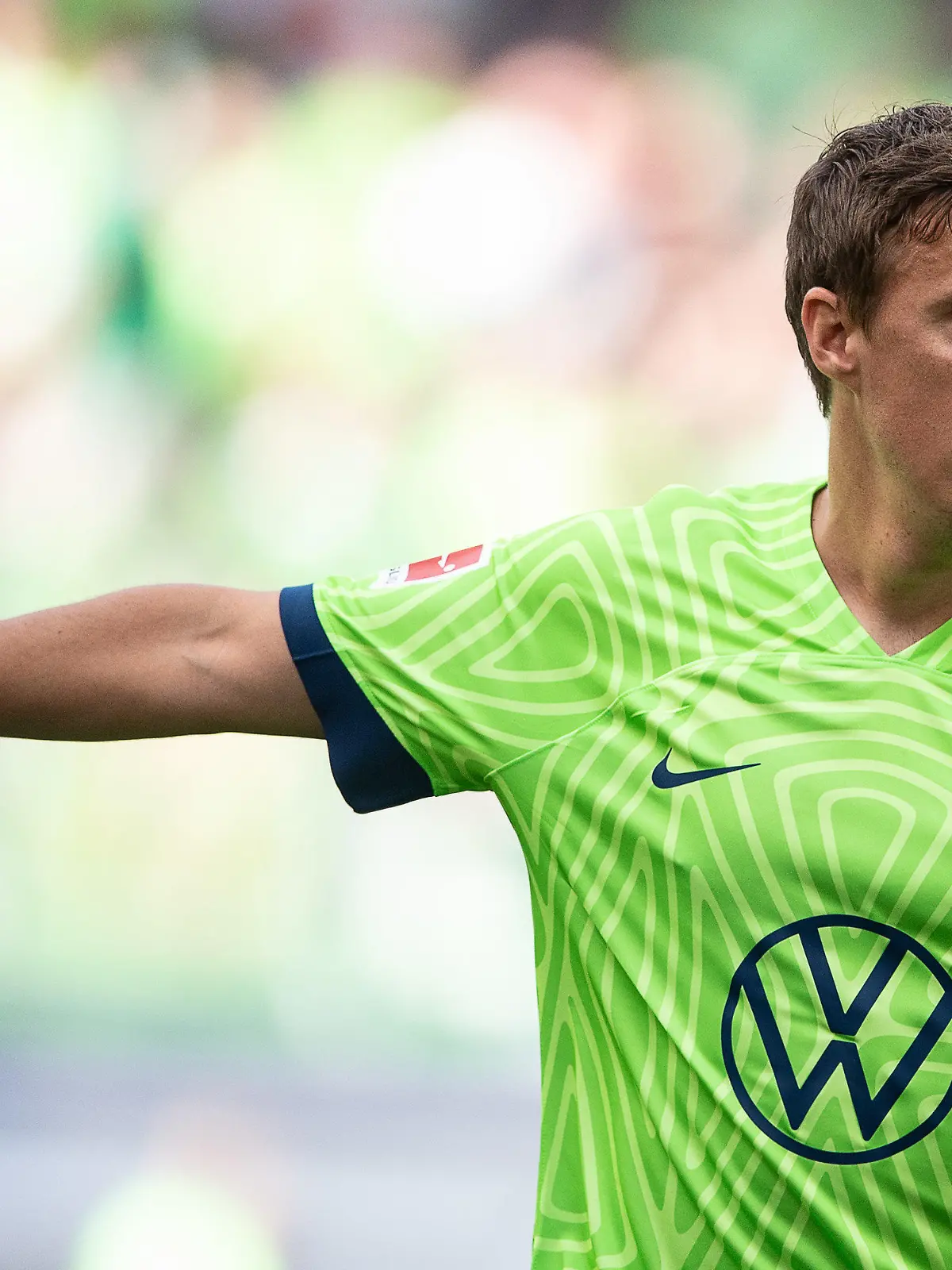 ARCHIV - 06.08.2022, Niedersachsen, Wolfsburg: Fußball: Bundesliga, VfL Wolfsburg - Werder Bremen, 1. Spieltag, Volkswagen Arena. Wolfsburgs Max Kruse gestikuliert. (zu dpa: «Wolfsburgs Sportdirektor: Kruse-Lösung im Winter») Foto: Swen Pförtner/dpa - WICHTIGER HINWEIS: Gemäß den Vorgaben der DFL Deutsche Fußball Liga bzw. des DFB Deutscher Fußball-Bund ist es untersagt, in dem Stadion und/oder vom Spiel angefertigte Fotoaufnahmen in Form von Sequenzbildern und/oder videoähnlichen Fotostrecken zu verwerten bzw. verwerten zu lassen. +++ dpa-Bildfunk +++