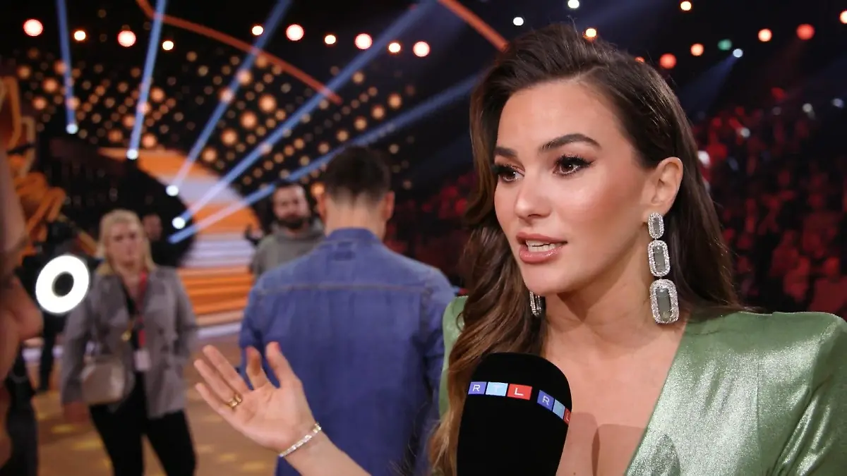 Renata Lusin wird von ihren Gefühlen übermannt Nach "Let's Dance"-Opening