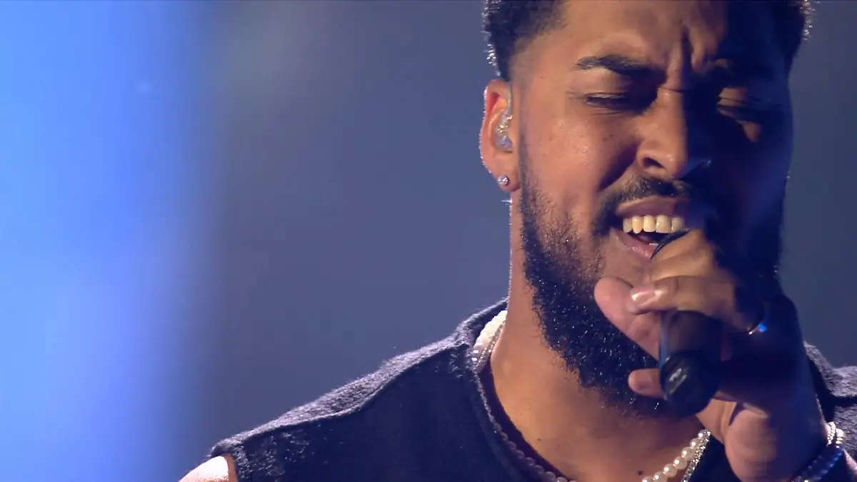 Sem Eisinger singt "Before You Go" von Lewis Capaldi Purer Herzschmerz auf der DSDS-Bühne