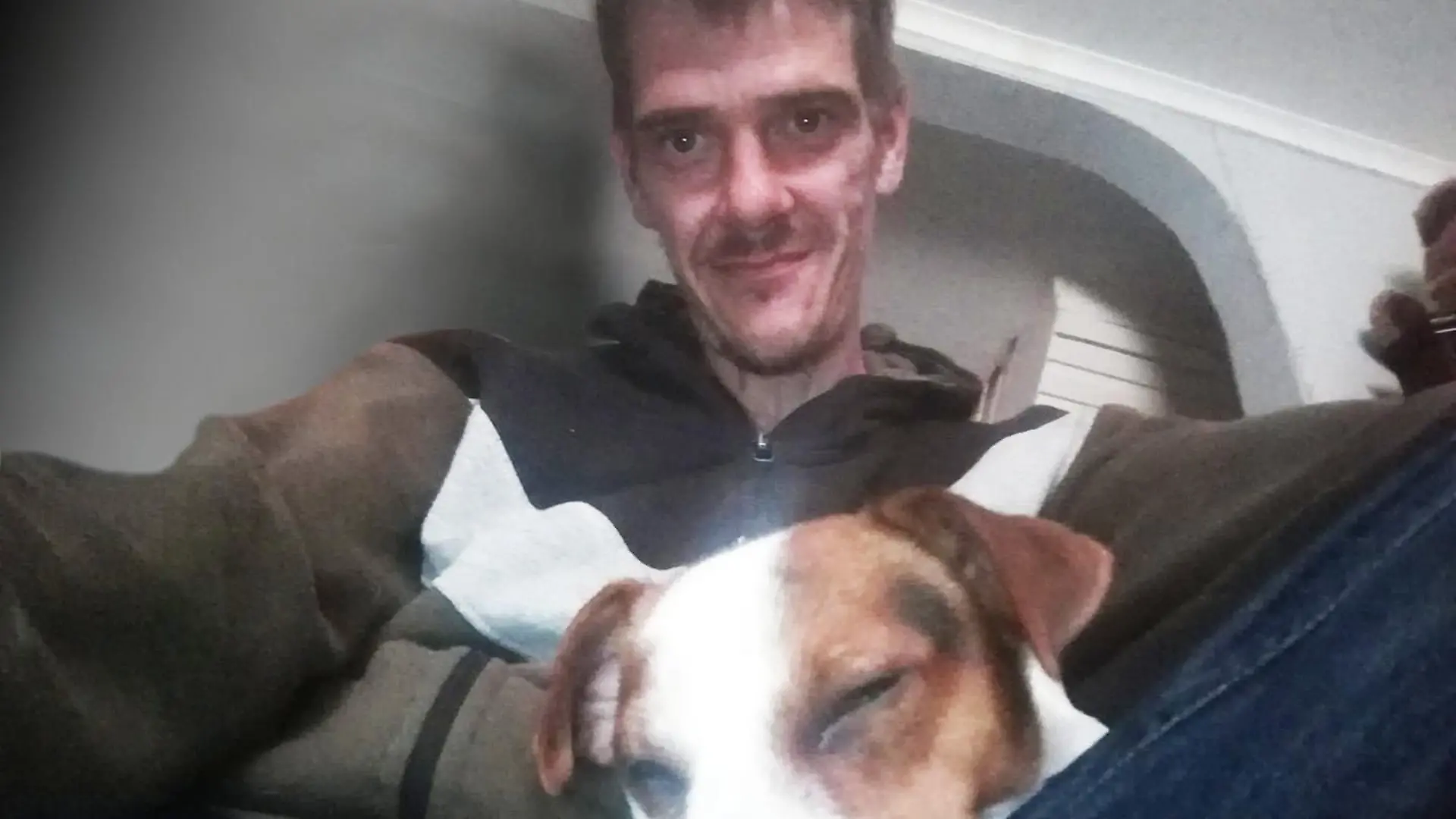 A well-known rough sleeper was seen making a final bed for his faithful Jack Russell just hours before dying in the night outside a branch of Costa just before Christmas.
Jonathan Ellerington, 41, was a regular in Hull city centre and was known for always having his beloved dog Teddy by his side. An inquest into his death heard how CCTV footage showed him appearing to slump and lose consciousness just days before Christmas last year.
Over the next few hours, several people tried to check on Jon and two men even left food for him. Sadly, he was found lifeless on the pavement the following morning.
Credit: HullLive/MEN