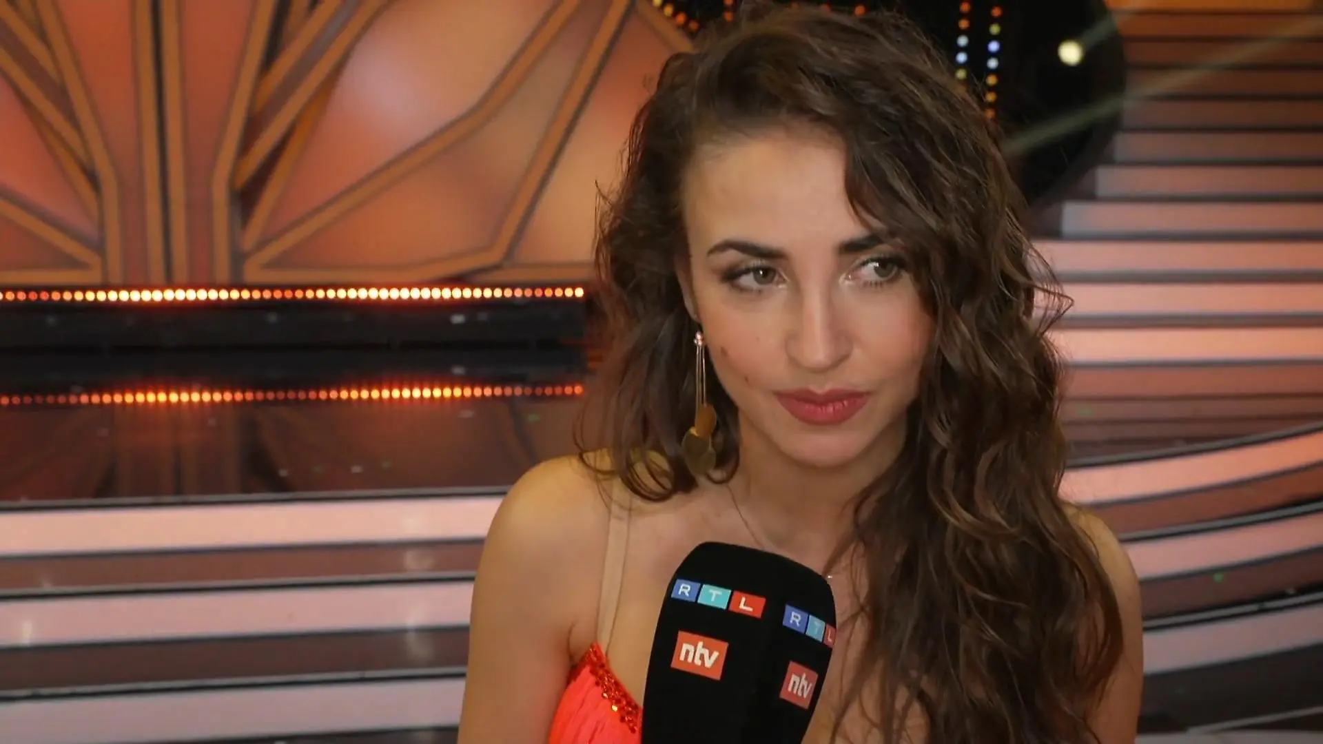 Ekaterina Leonova wurde in der Schule gemobbt "Let's Dance"-Profi ganz offen