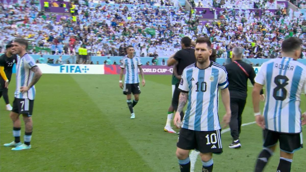 Messi & Co. blamieren sich gegen Außenseiter