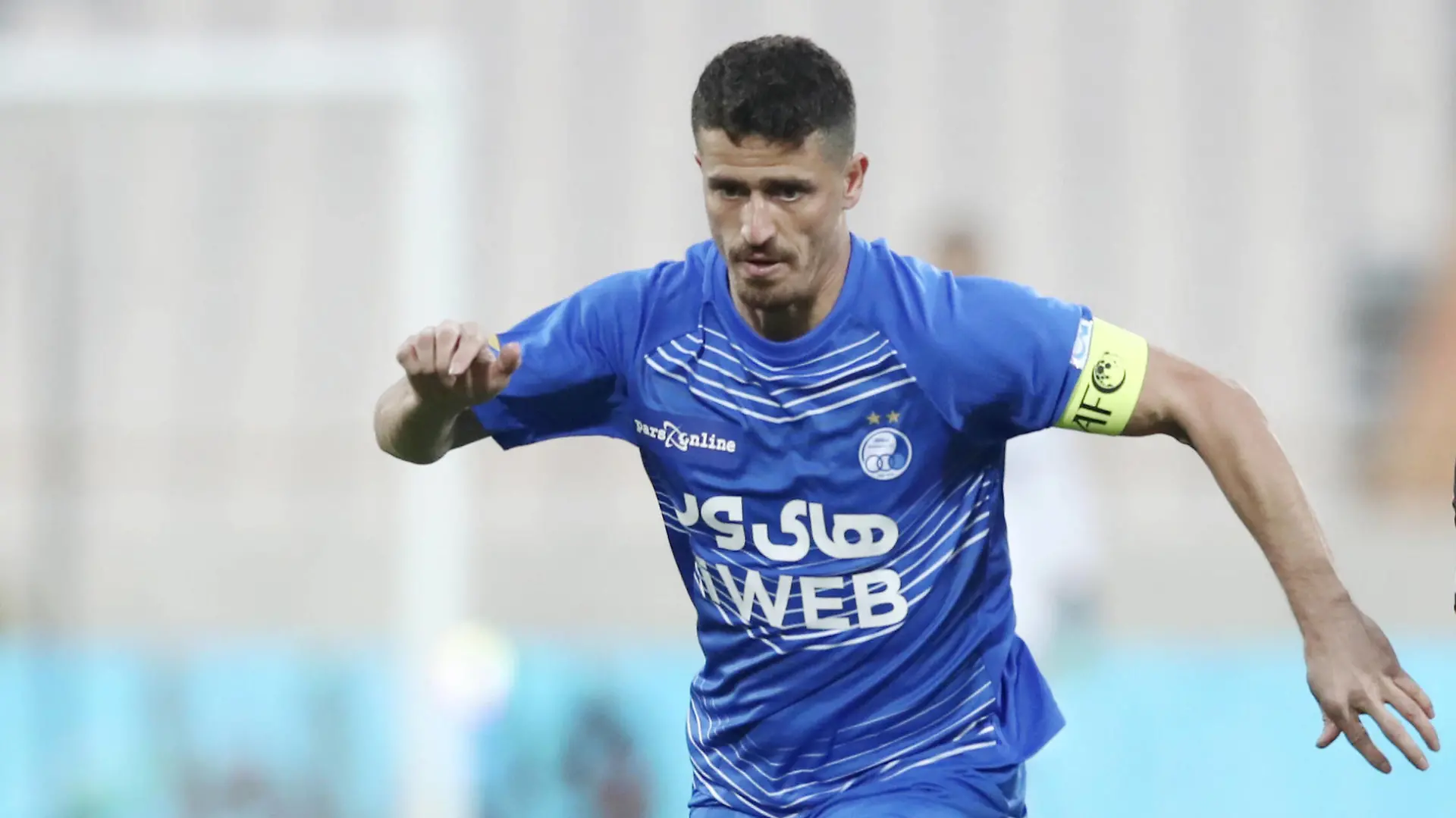 TEHRAN, IRAN, NOV 7TH: Voria Ghafouri left and Ghaem Eslamikhah right during the 2020/21 Persian Gulf Pro League between Esteghlal and Mes Rafsanjan at Azadi Stadium. Alireza Zeinali/SPP Esteghlal and Mes Rafsanjan PUBLICATIONxNOTxINxBRA