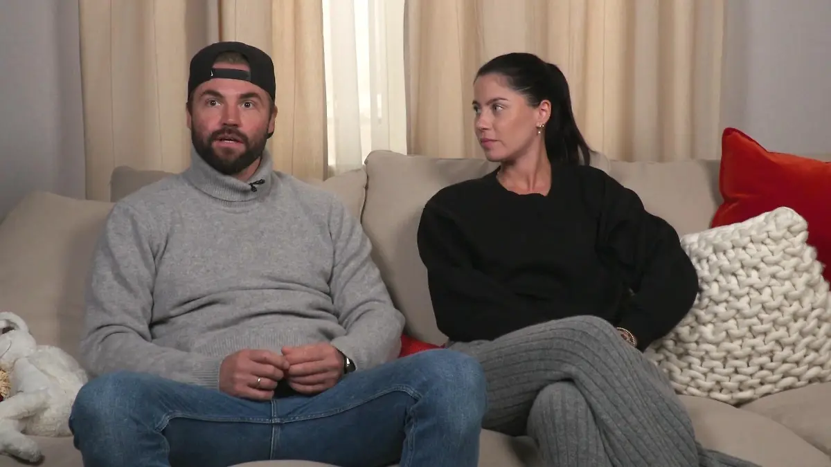 So haben Benjamin und Valea die 7.000. Folge erlebt "Unter uns"-Stars im Interview