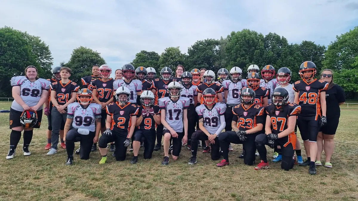 Einen Tag beim Football Schmidt macht mit