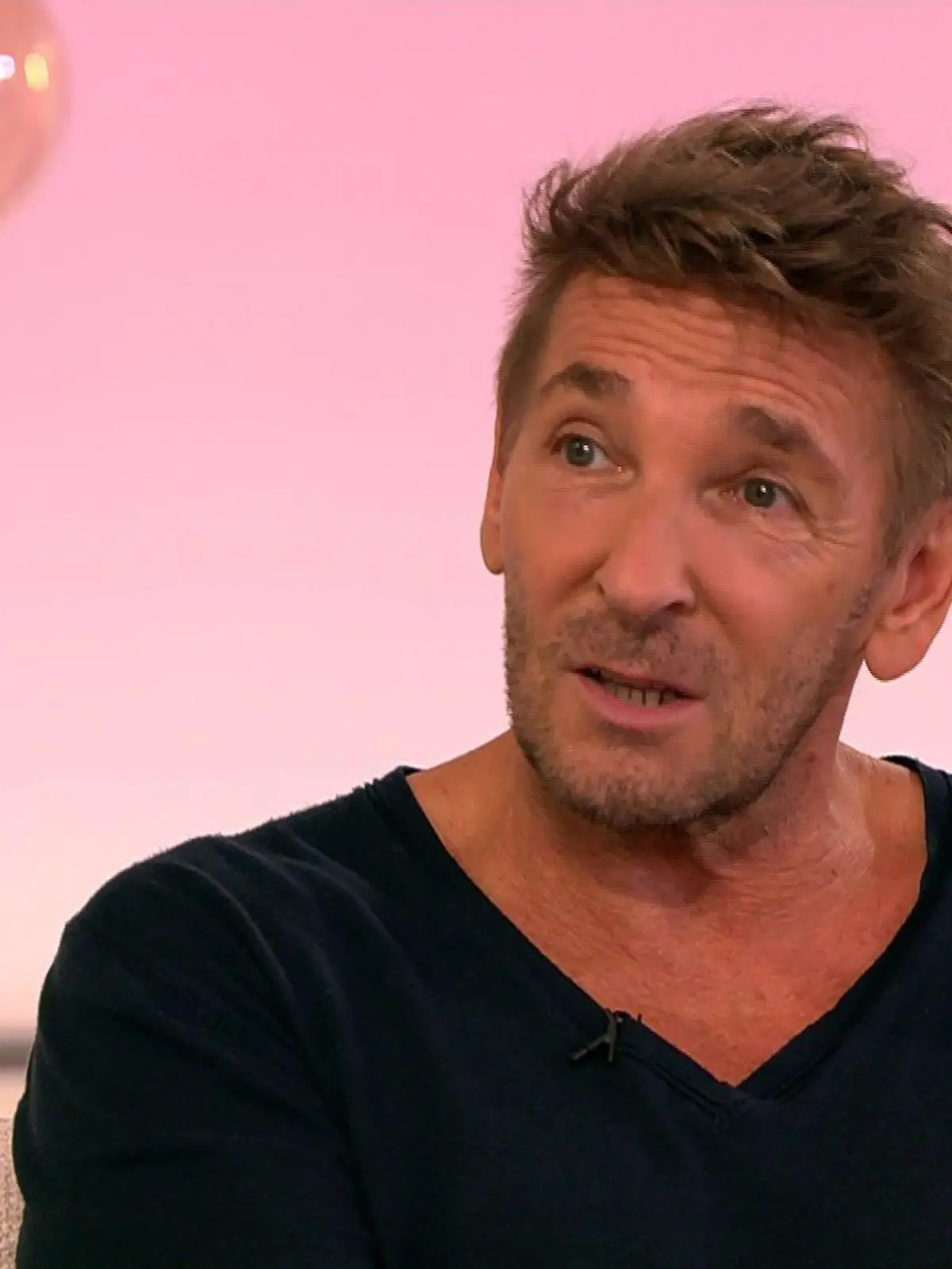 Bild zu: "Mark Keller: Großgeworden „mit Gittern vor den Fenstern“"