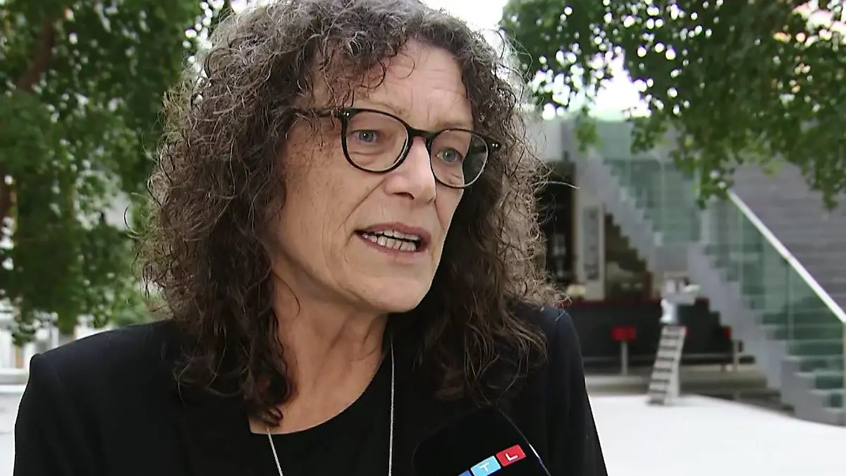 Petra Söchting, Leiterin des Hilfetelefons "Gewalt gegen Frauen".