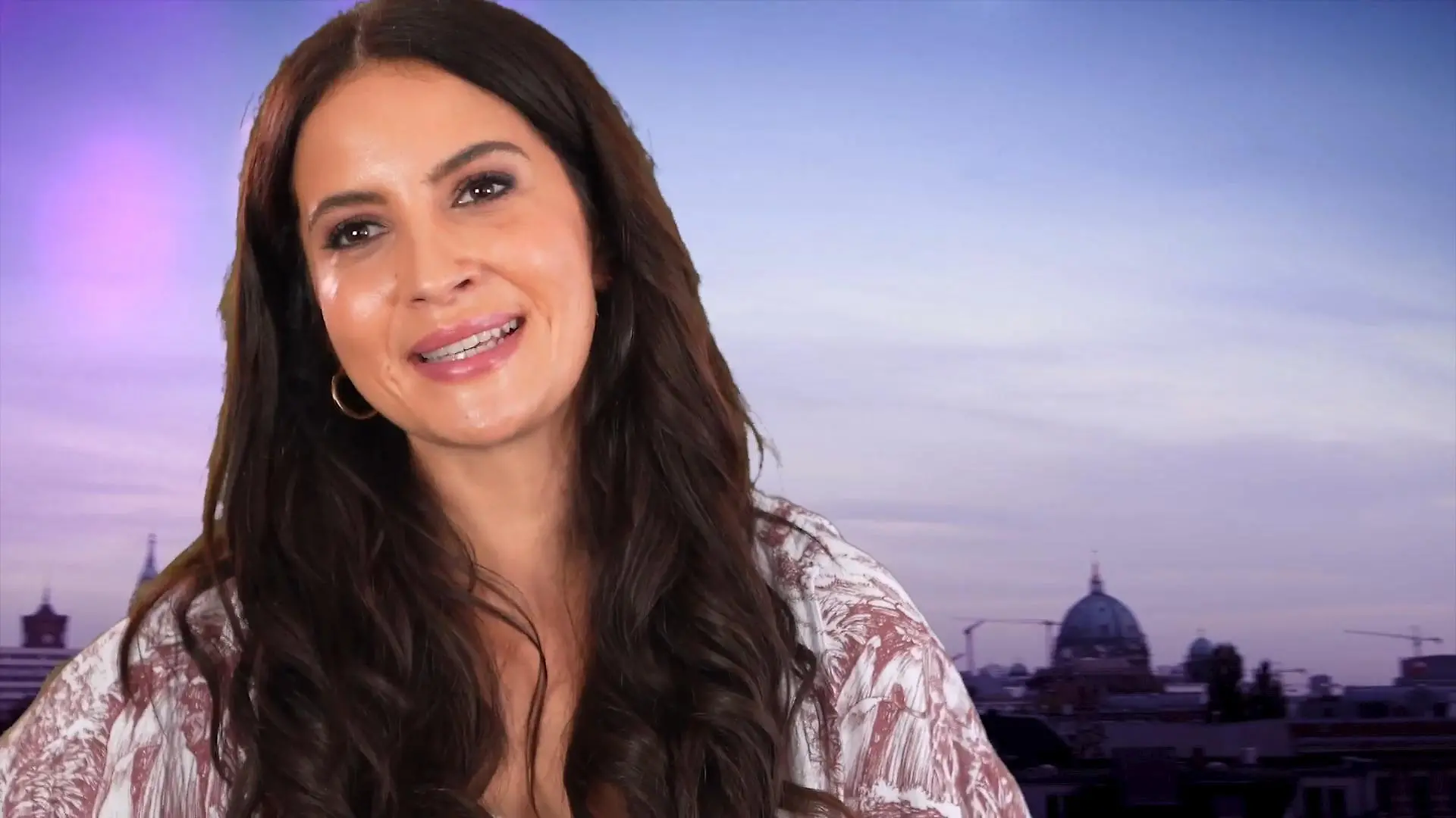 Wie geht es für Laura jetzt weiter im Kiez? Chryssanthi Kavazi zurück bei GZSZ