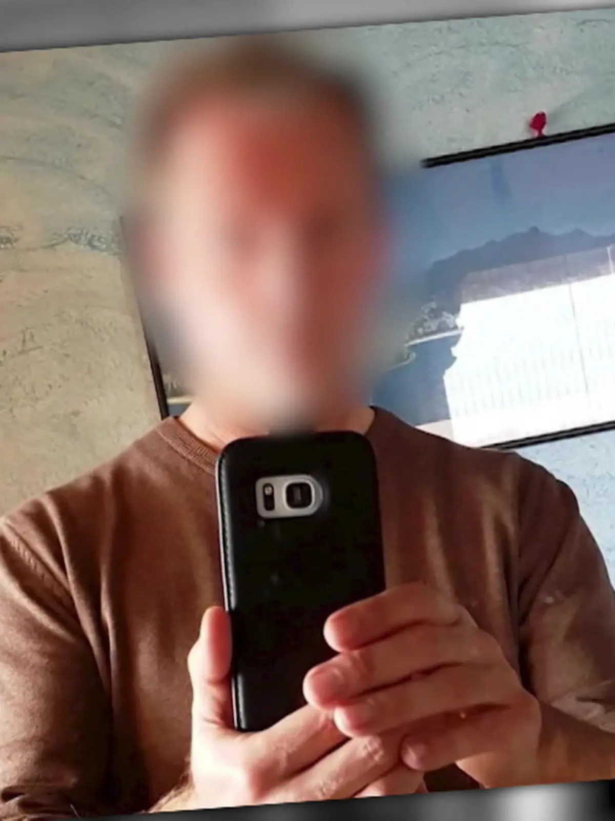 Bild zu: "Mann wird in Garage ermordet"