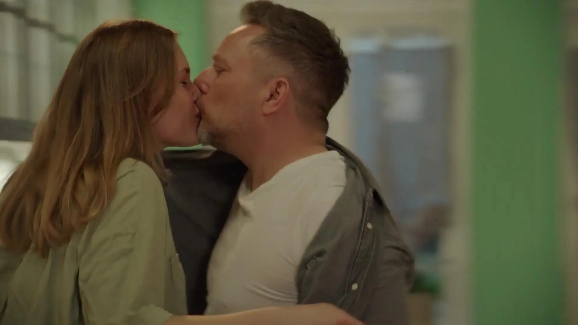 Nicole und Michi kommen sich nahe GZSZ-Wochenvorschau Teil 2