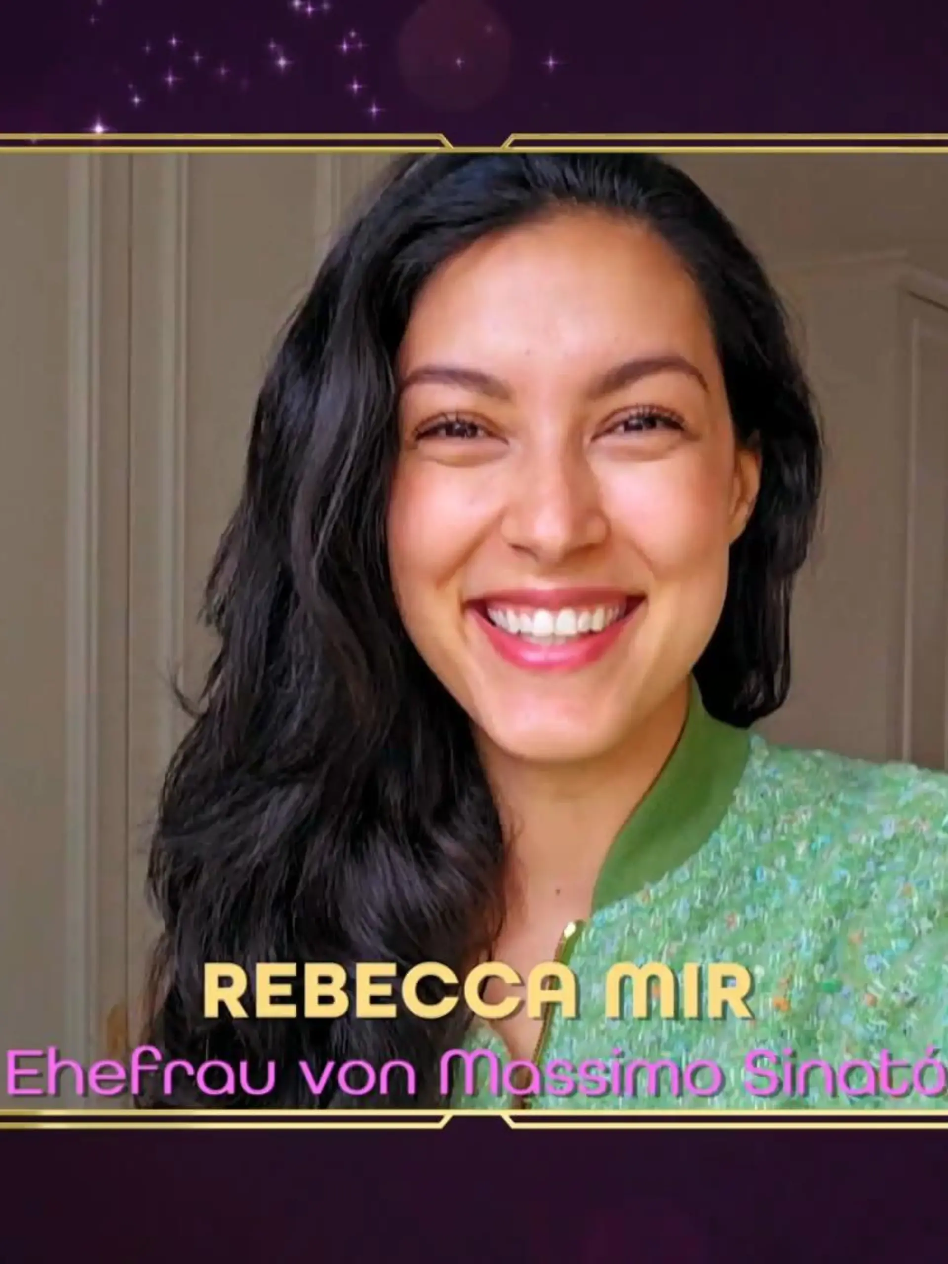 Bild zu: "Rebecca Mir ist sichtlich stolz auf ihren Schatz"
