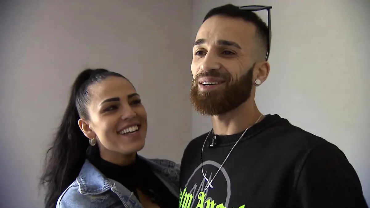 Elena Miras zieht mit Freund Leandro zusammen Wer hat auf dem Bau die Hosen an?