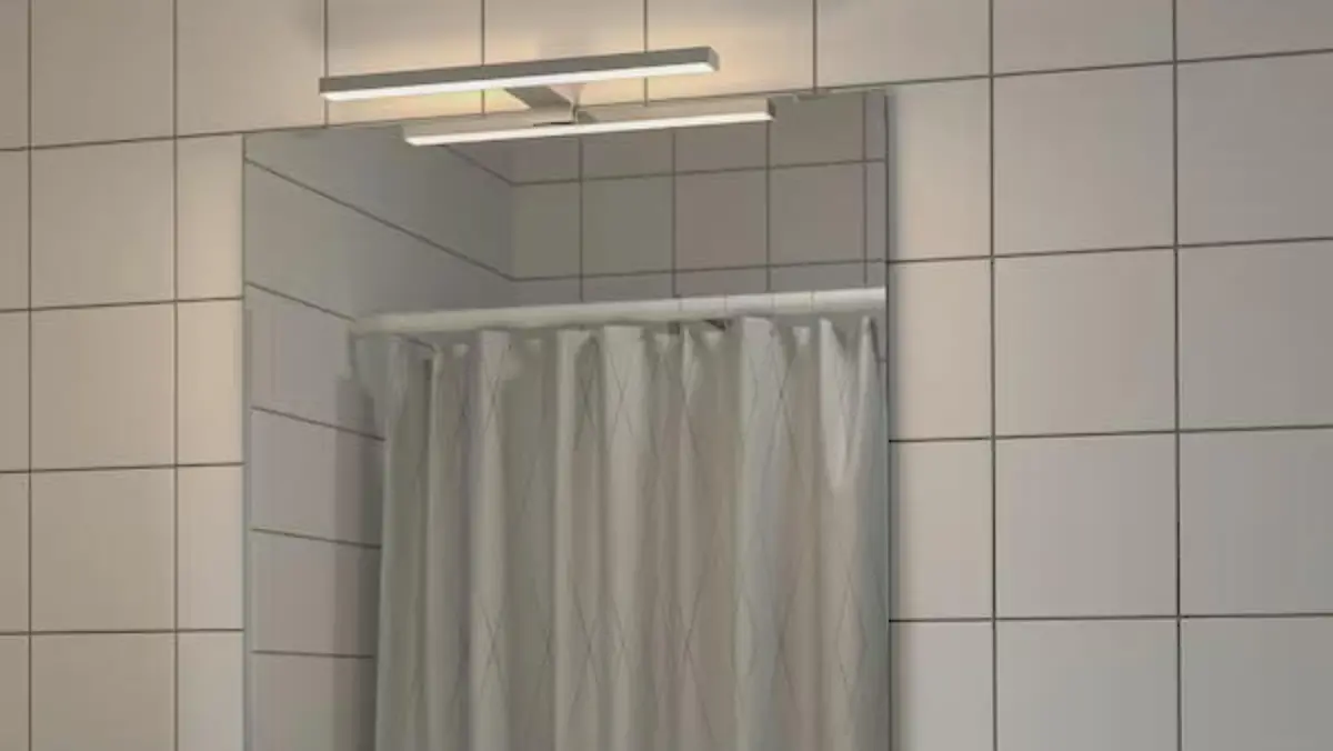 Bestimmte Spiegel aus der Lattam-Serie könnten von der Wand fallen, teilte Ikea mit