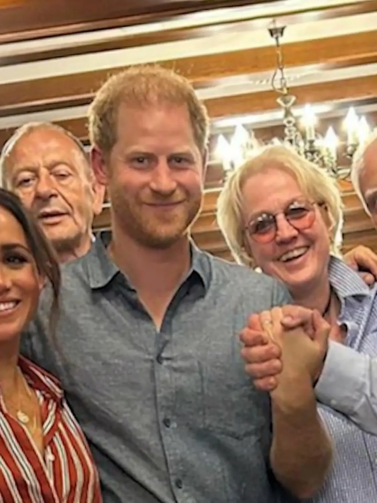 Prinz Harry feiert mit Meghan in einer Düsseldorfer Brauerei in seinen 39. Geburtstag rein.