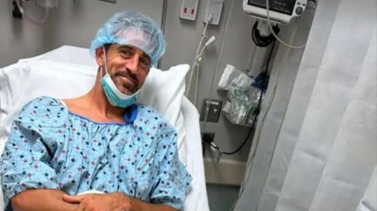 Aaron Rodgers direkt nach der OP