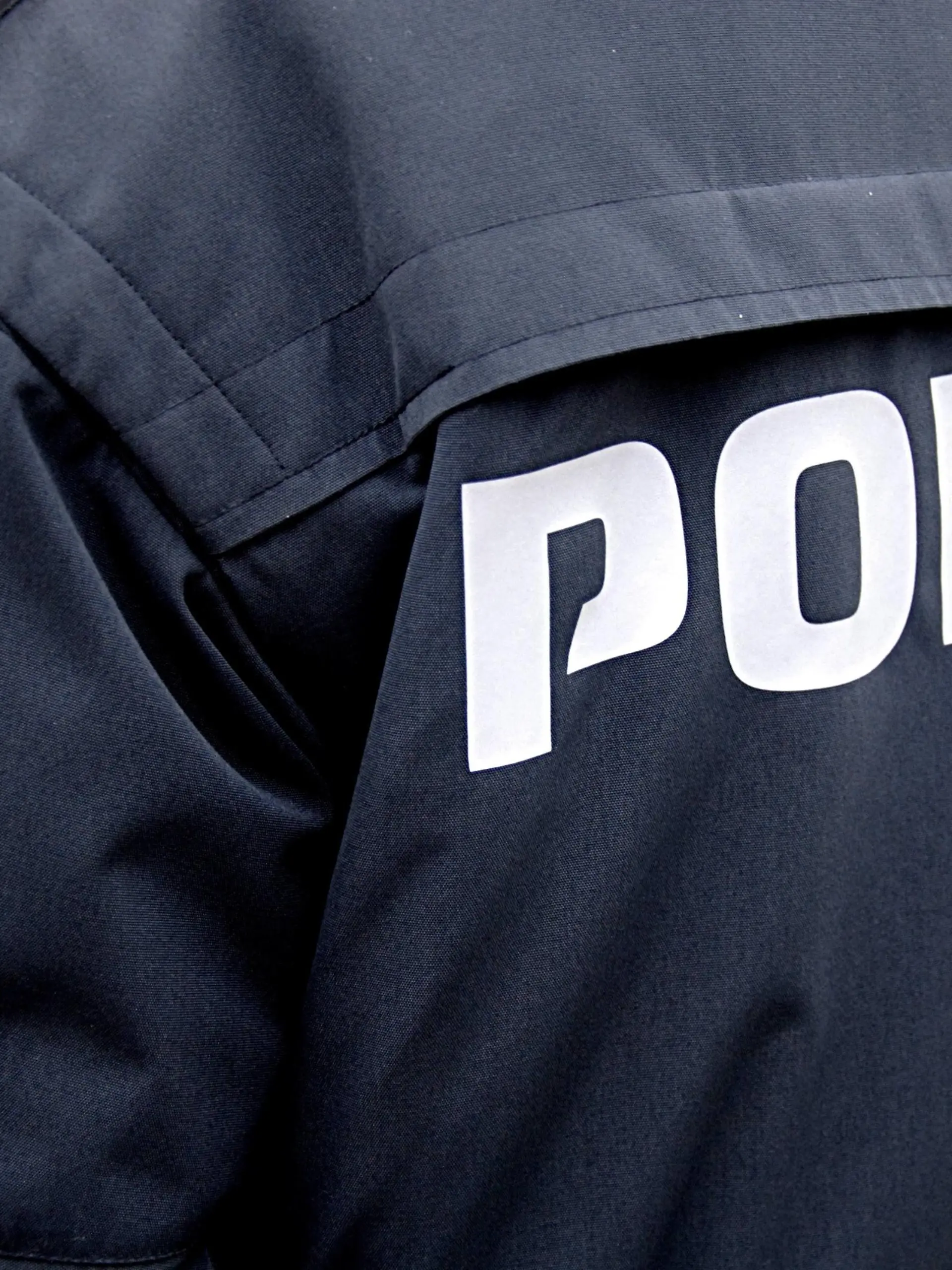 Polizistin in Kopenhagen, Dänemark  PUBLICATIONxNOTxINxDEN

Policewoman in Copenhagen Denmark PUBLICATIONxNOTxINxDEN