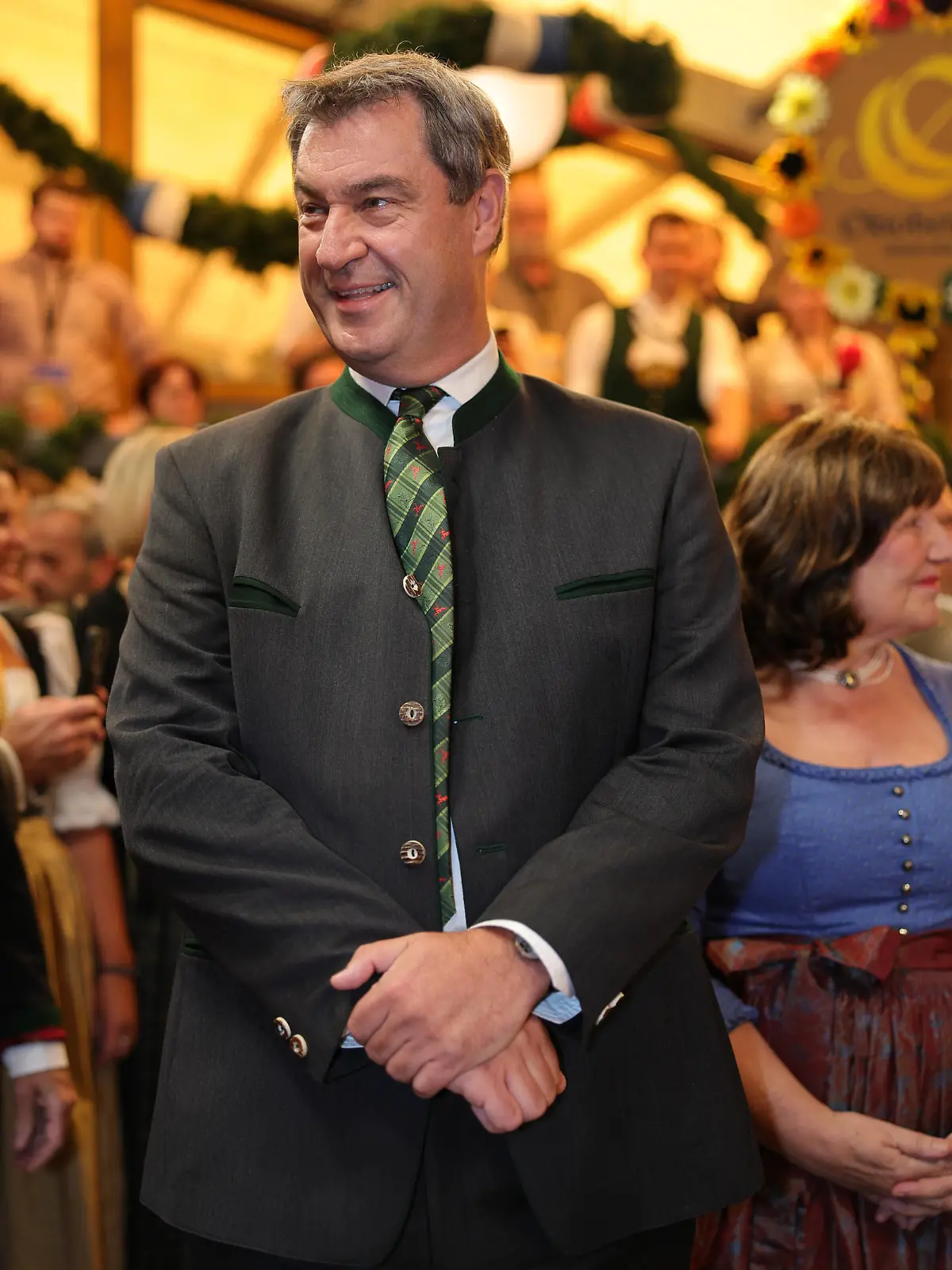 Oktoberfest 2023 Wiesn Anstich mit Markus Söder im Schottenhammel München Theresienwiese Bayern Deutschland *** Oktoberfest 2023 Wiesn tapping with Markus Söder in Schottenhammel Munich Theresienwiese Bavaria Germany