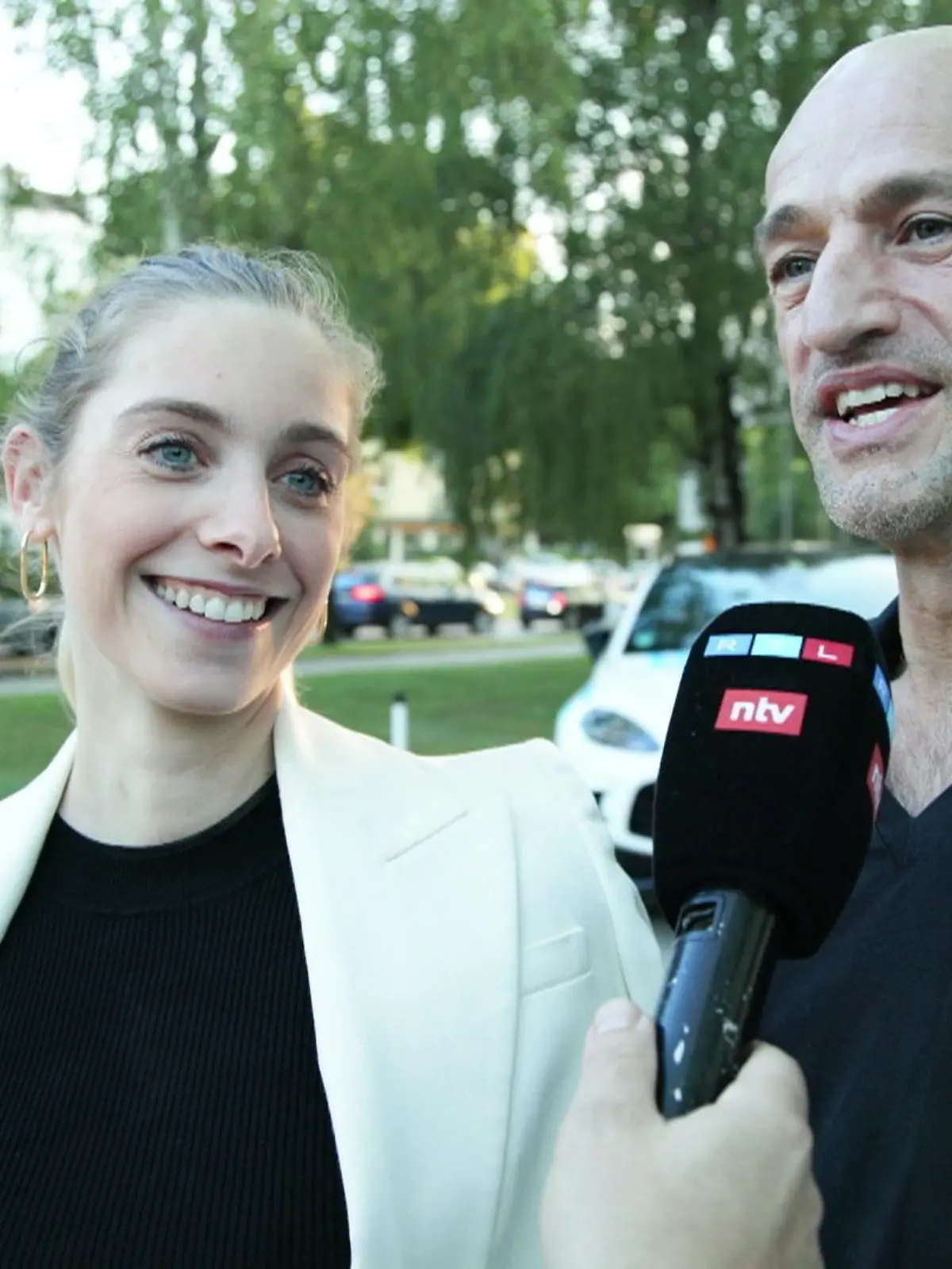 Peyman Amin und seine Freundin Sandra Apfelbeck