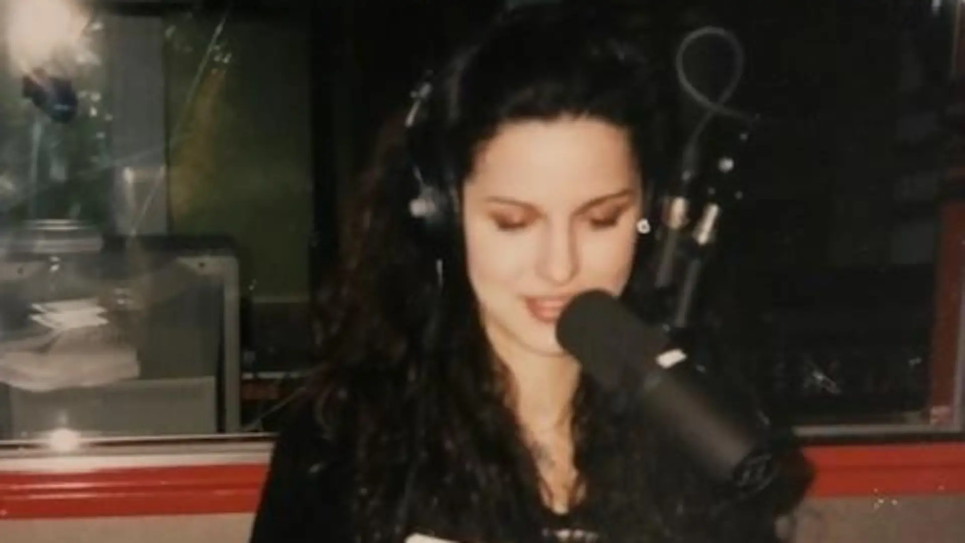Beim Radio begann die Karriere von Jasmin Wiegand.