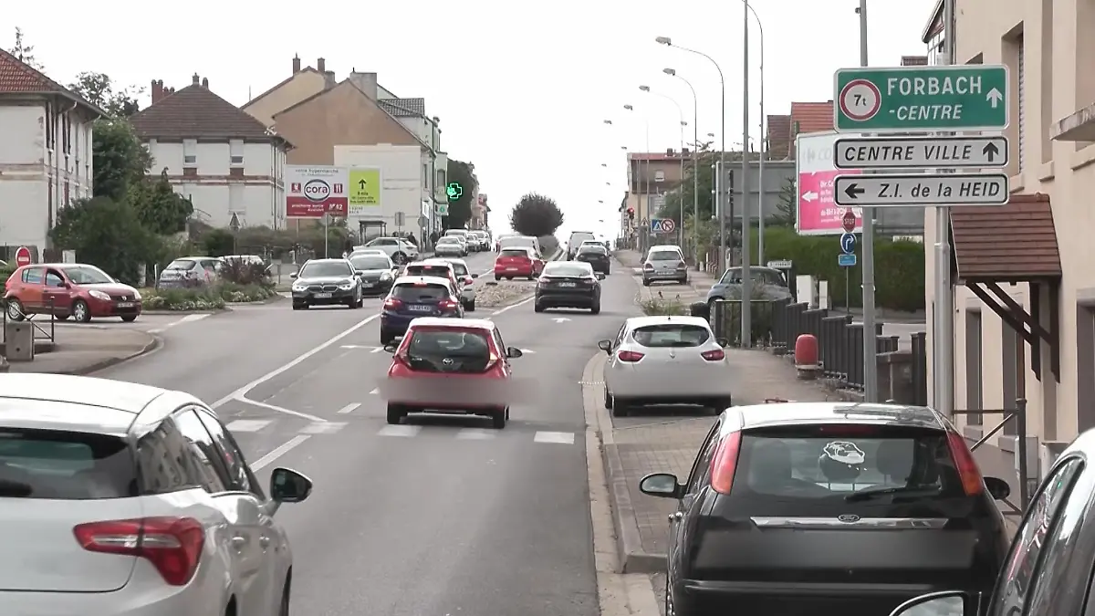 In der Stadt Forbach im Département Moselle soll ein 55-jähriger Deutscher sein Frau (53) zwölf Jahre lang eingesperrt haben.
