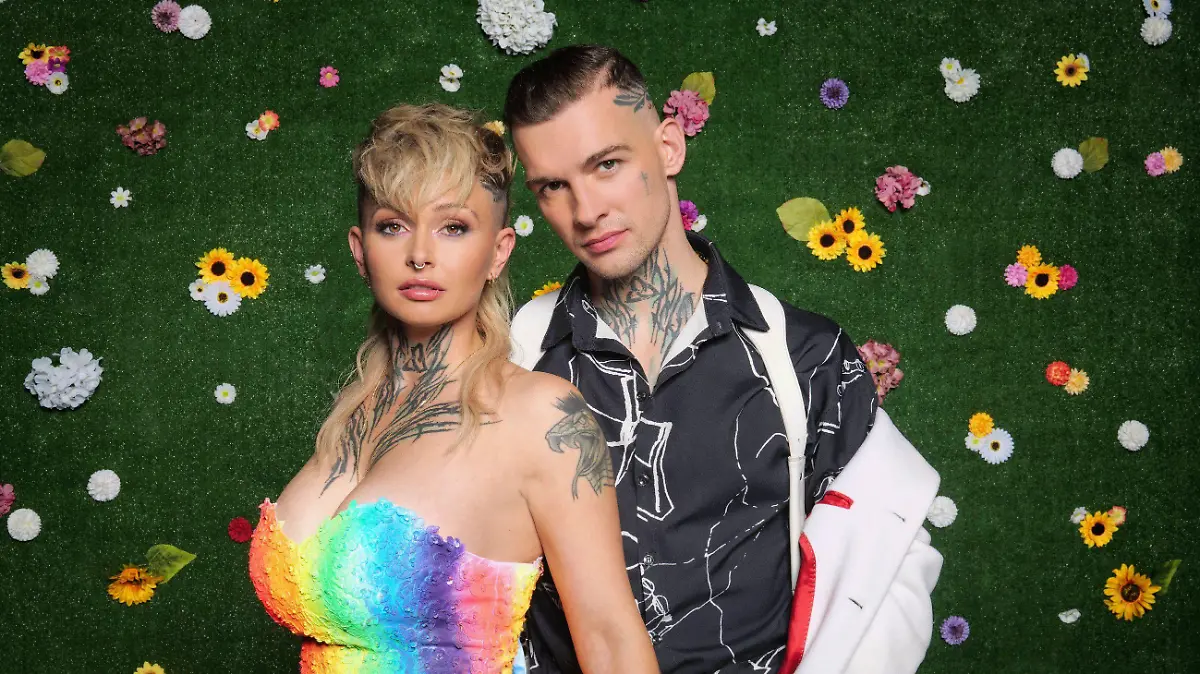 Das Schauspielerpaar Eric und Edith Stehfest

Die Verwendung des sendungsbezogenen Materials ist nur mit dem Hinweis und Verlinkung auf RTL+ gestattet.