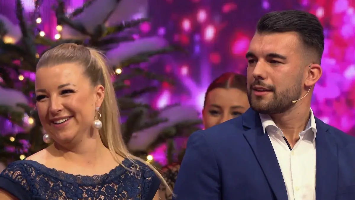 Kandidatin Laura hat ihr erstes Date ever! Bei "Take Me Out" klappt's