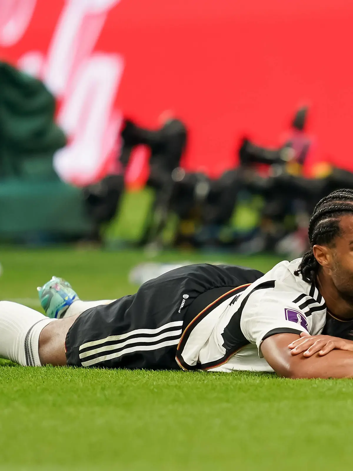  Khalifa International Stadium DOHA, QATAR - NOVEMBER 23: Player of Germany Serge Gnabry reacts during the FIFA World Cup, WM, Weltmeisterschaft, Fussball Qatar 2022 group E match between Germany and Japan at Khalifa International Stadium on November 23, 2022 in Doha, Qatar. Photo by Florencia Tan Jun/PxImages Florencia Tan Jun / SPP PUBLICATIONxNOTxINxBRAxMEX Copyright: xFlorenciaxTanxJunx/xSPPx spp-en-FlTaJu-ftj221123054_ger-jap