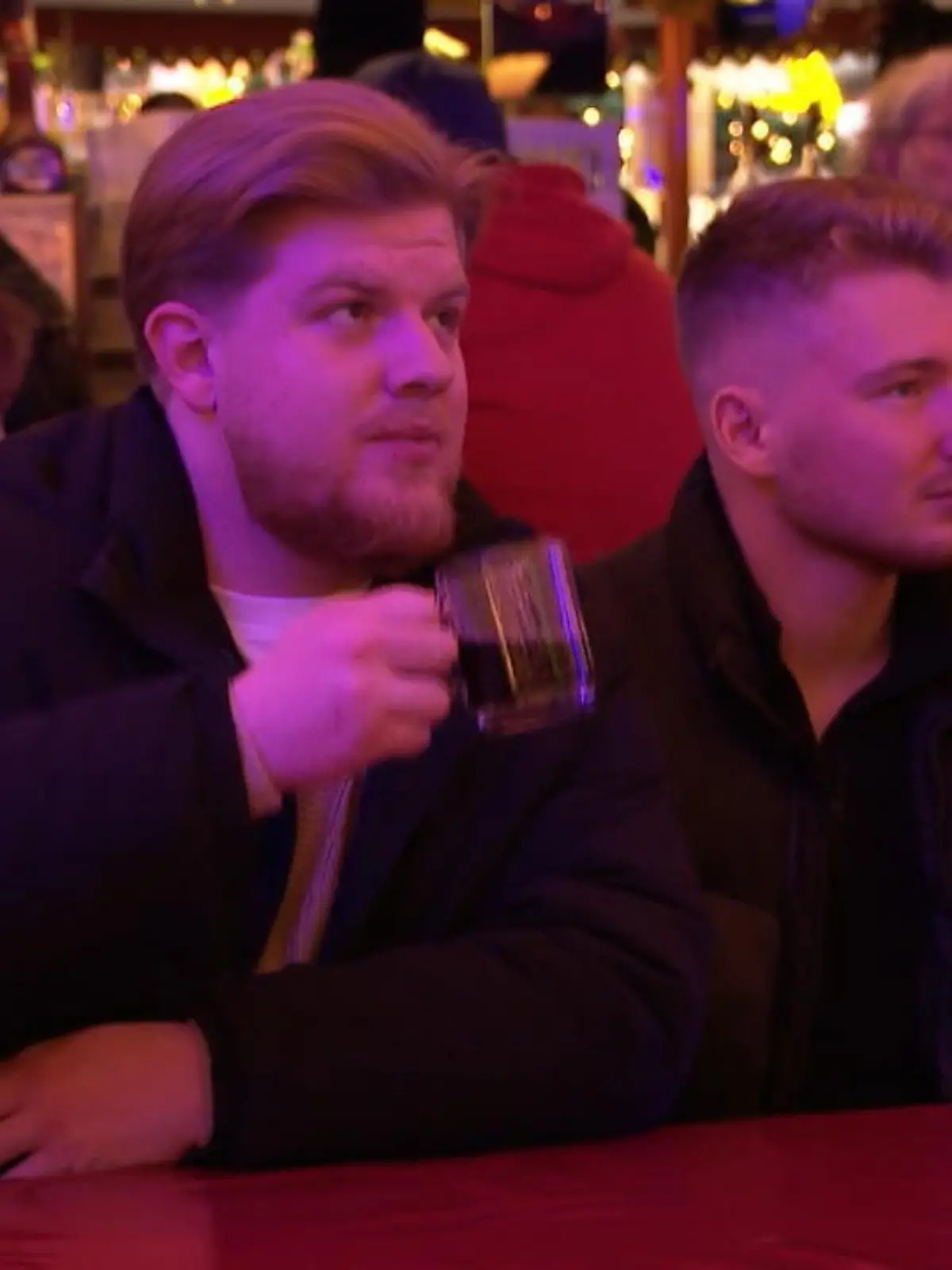 Bild zu: "Wie die Fans das Spiel verfolgten"