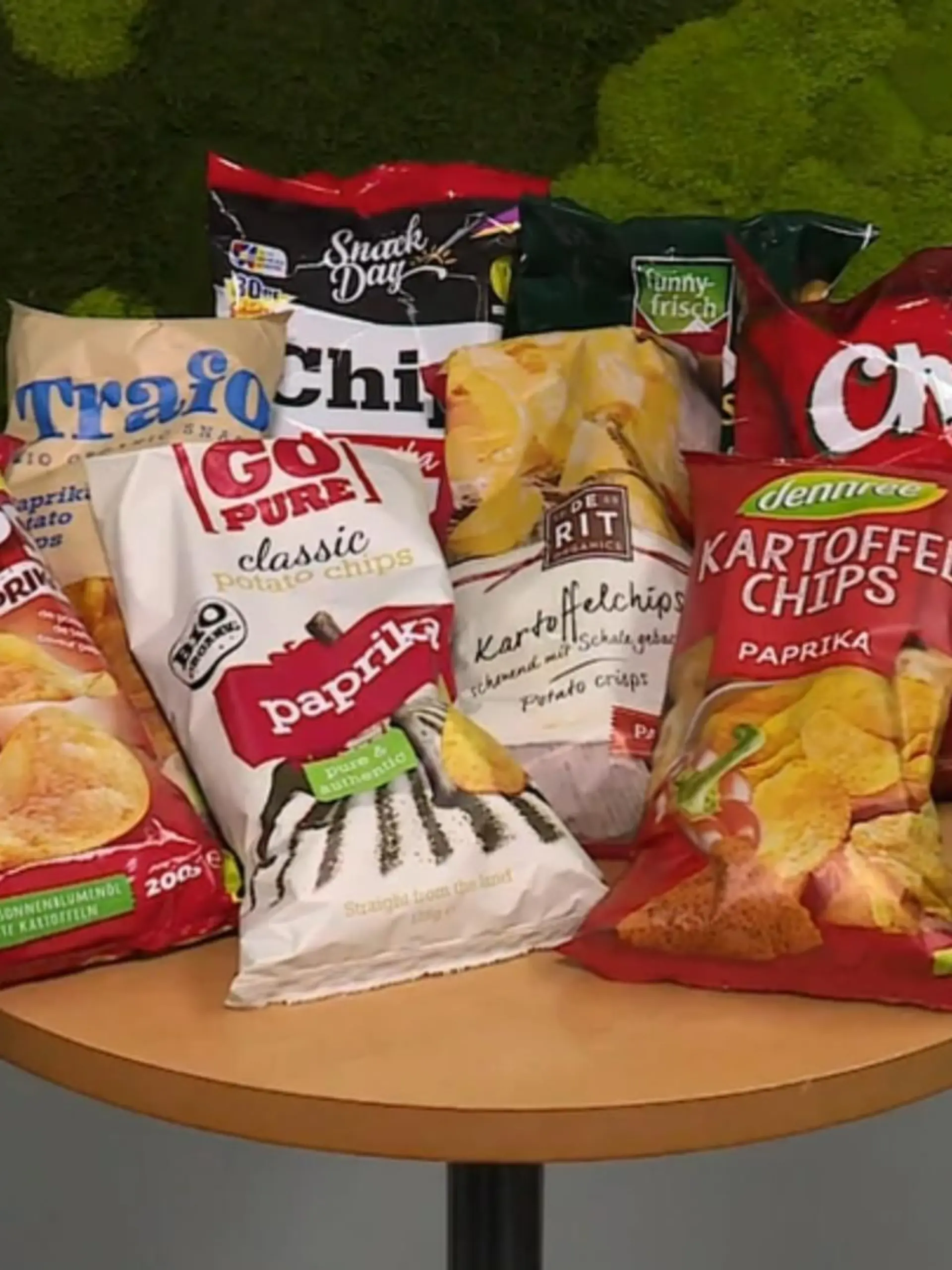 Öko-Test hat 20 Chips-Sorten unter die Lupe genommen. Viele Sorten haben nicht gut abgeschnitten. Alle Ergebnisse sehen Sie hier im Video.
