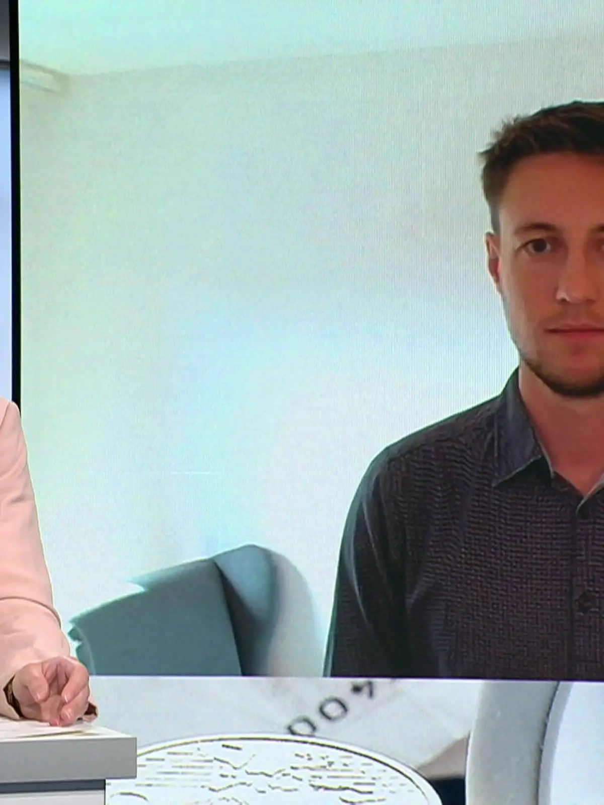 „Die Anschaffung eines Balkonkraftwerkes lohnt sich“, meint Energieexperte Benjamin Weigl von Finanztip im Energietalk mit RTL-Journalistin Evelyn Rosar.

Auf was Sie achten müssen und mit welchen Vorkehrungen Sie am meisten Strom nutzen und dadurch Kosten sparen können, erfahren Sie im Video.