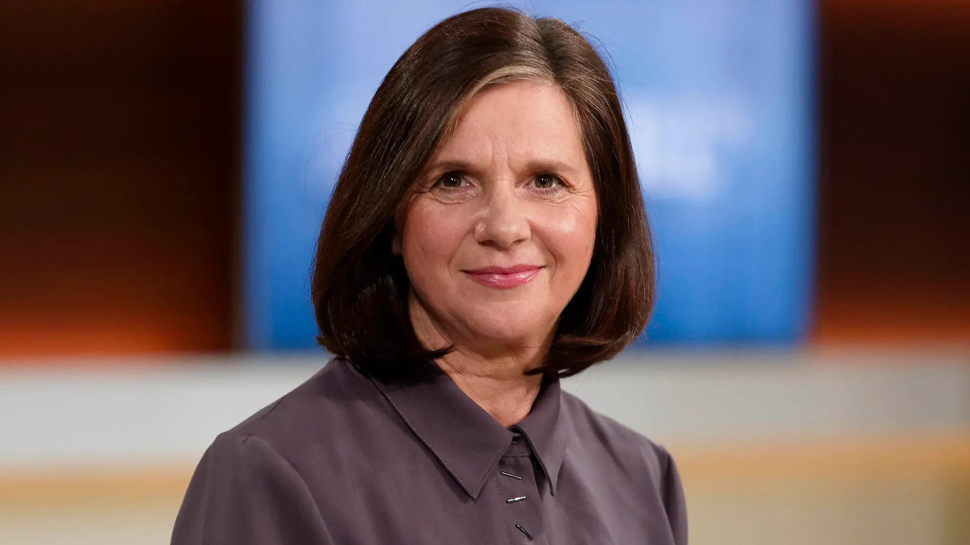 Katrin Göring-Eckardt bei Anne Will 2022-10-27, Deutschland, Berlin. Katrin Göring-Eckardt Bündnis 90/Die Grünen, Bundestagsvizepräsidentin, zu Gast bei Anne Will im Ersten Deutschen Fernsehen. Thema des ARD-Politiktalks: Straßen blockieren, Kunst attackieren - helfen diese Aktionen beim Kampf ums Klima *** Katrin Göring Eckardt at Anne Will 2022 10 27, Germany, Berlin Katrin Göring Eckardt Bündnis 90 Die Grünen , Bundestagsvizepräsidentin, zu Gast bei Anne Will im Ersten Deutschen Fernsehen Thema des ARD Politiktalks Straßen blockieren, Kunst attackieren helfen diese Aktionen beim Kampf ums Klima