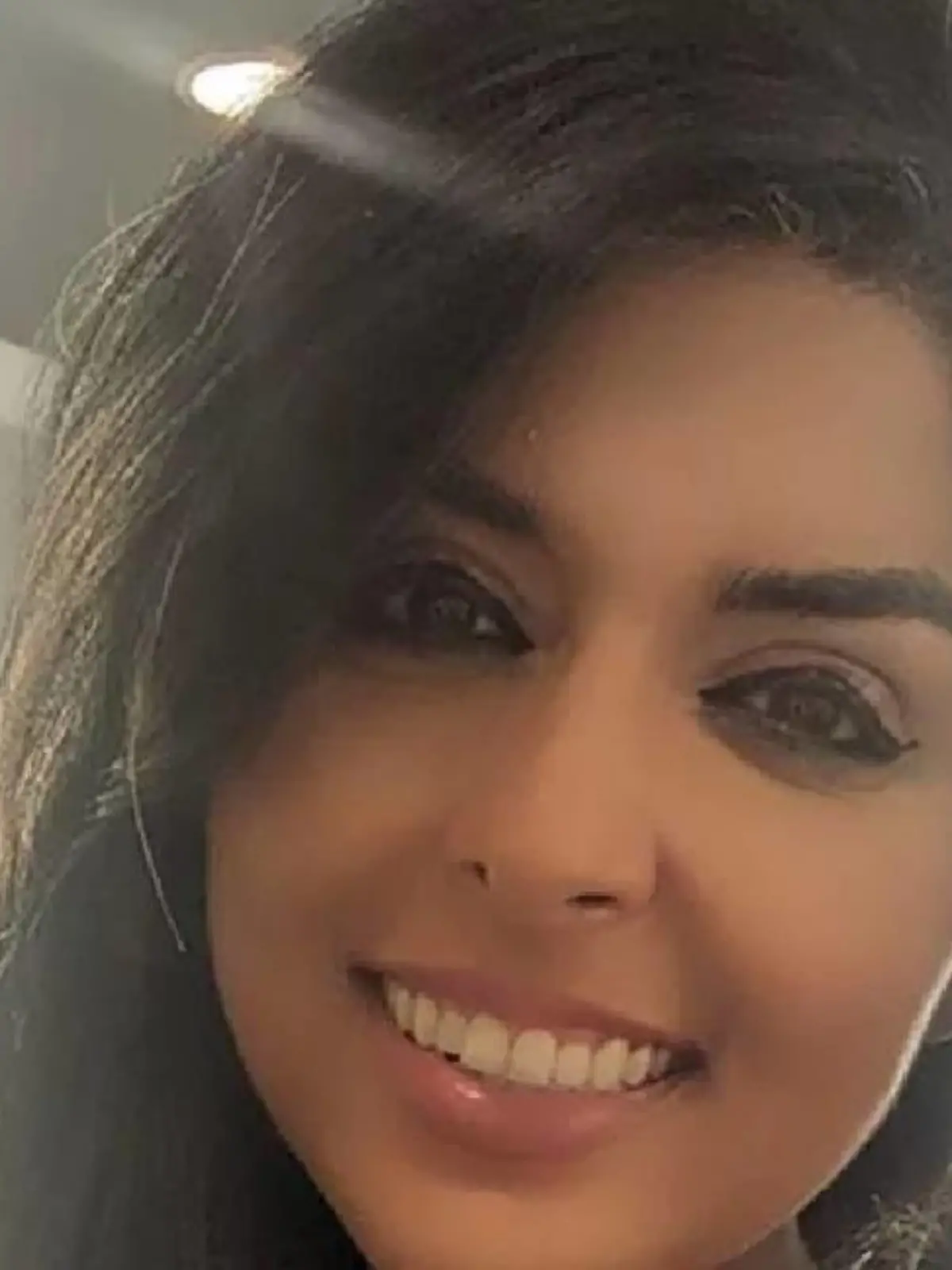 Sonali Chandra  close