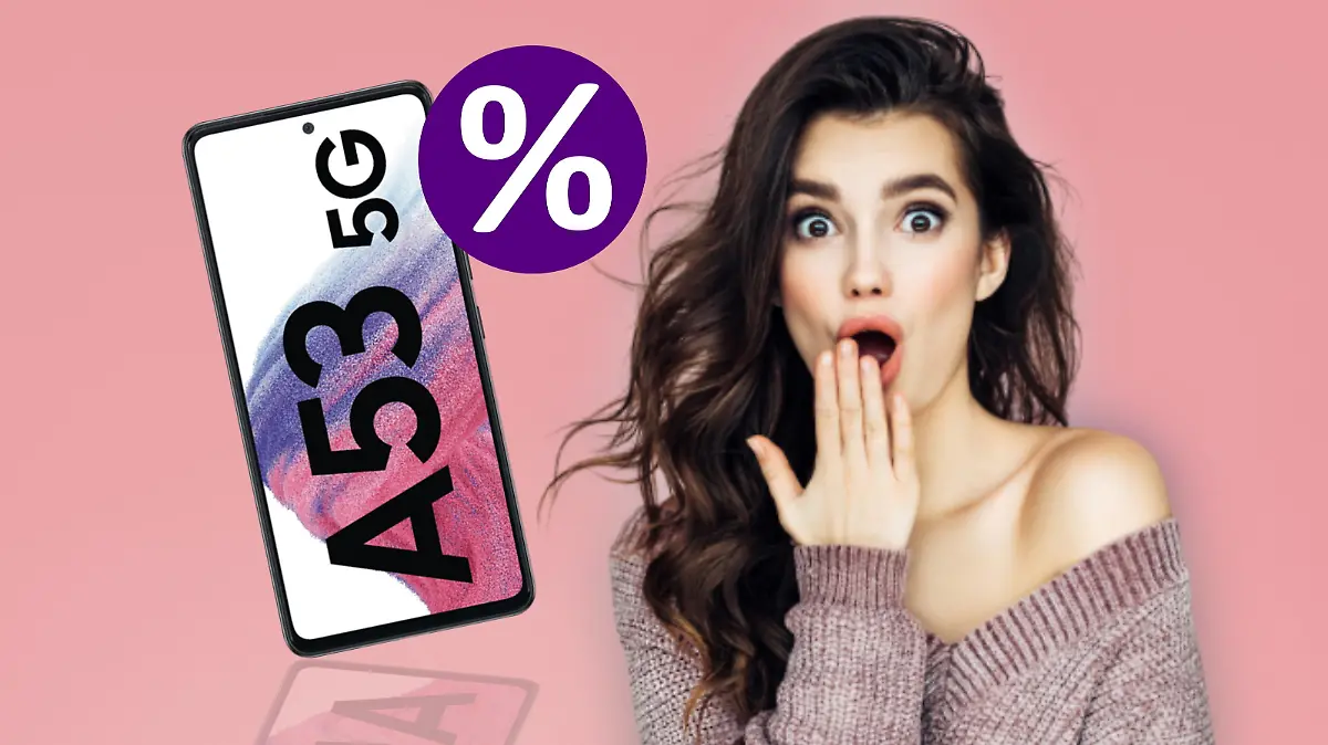 Das Samsung Galaxy A53 5G Awesome Black vor dunkelrosa Hintergrund mit einem weiß-lila Prozentzeichen an der linken Ecke und einer brünetten Frau die ein erstauntes Gesicht macht.