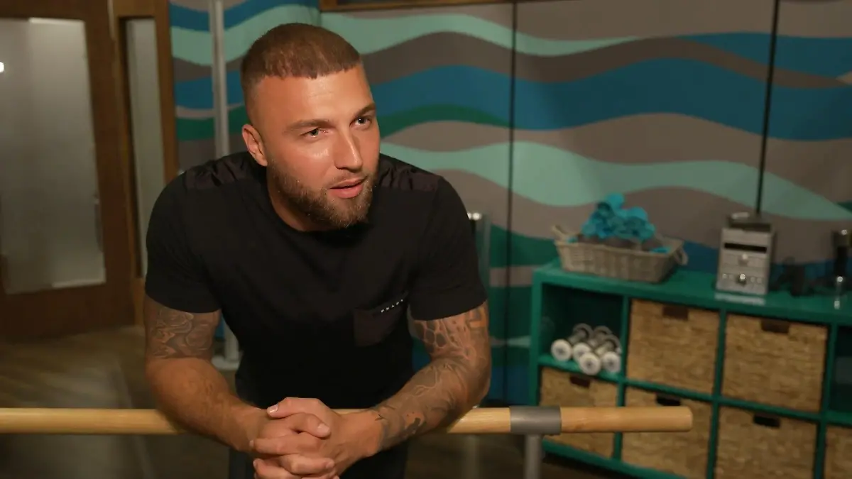 Filip Pavlović feiert Schauspiel-Debüt „Alles was zählt“-Neuzugang