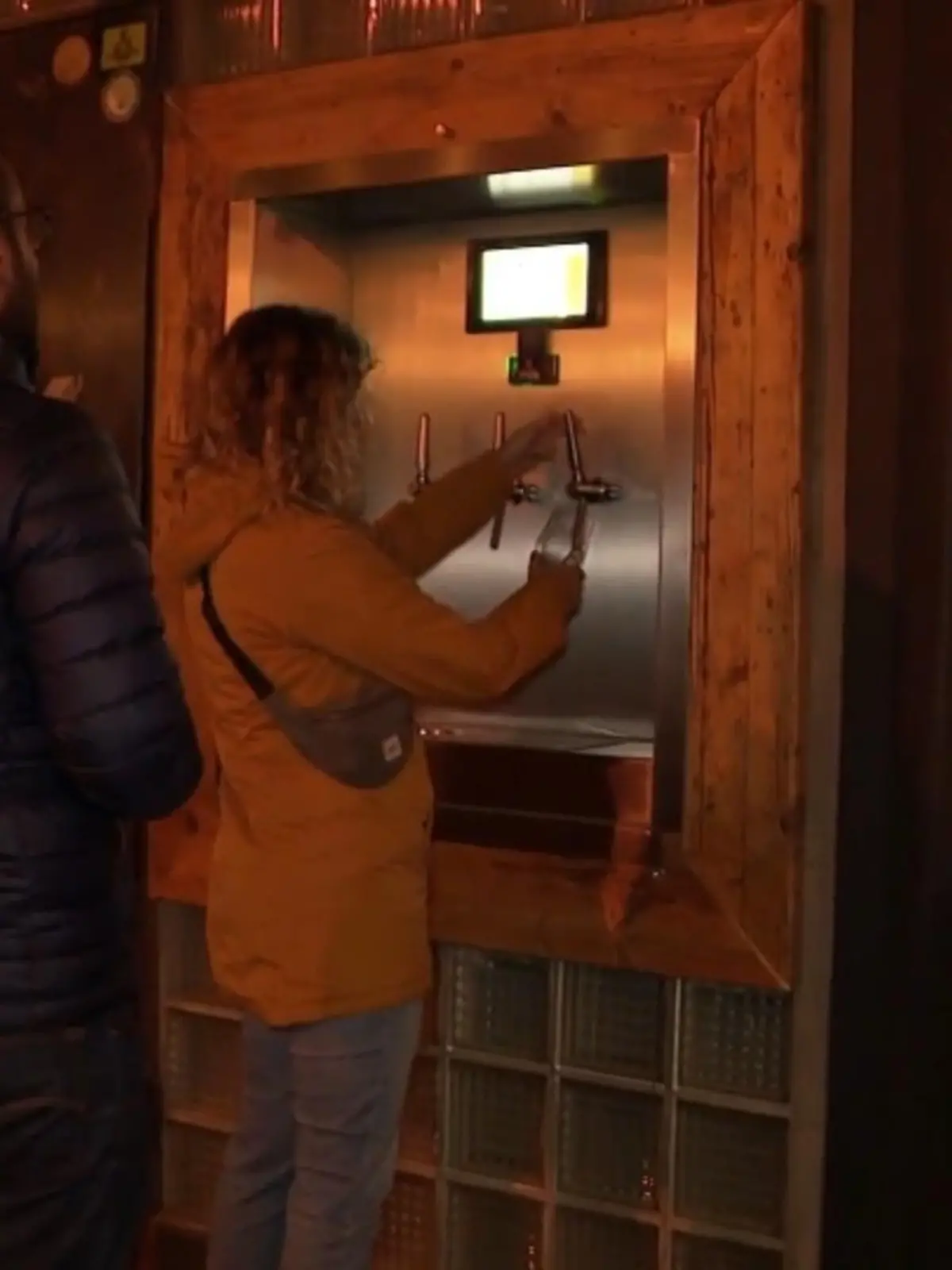 Bild zu: "Selbst zapfen an Kiosk"