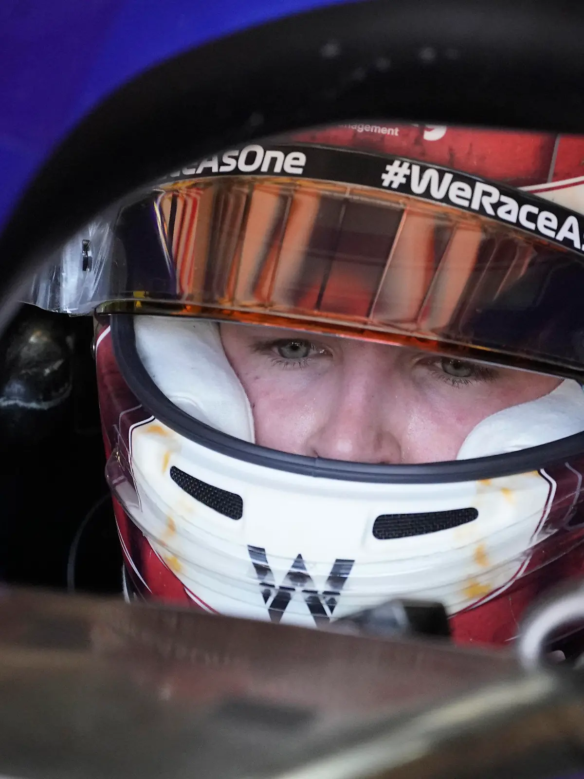 ARCHIV - 21.10.2022, USA, Austin: Motorsport: Formel-1-Weltmeisterschaft, Grand Prix der USA auf dem Circuit of the Americas; 1. Freies Training: Williams-Testfahrer Logan Sargeant sitzt in seinem Auto. (zu dpa: «Schumachers Williams-Chance vorbei: Sargeant schafft Superlizenz») Foto: Darron Cummings/AP/dpa +++ dpa-Bildfunk +++