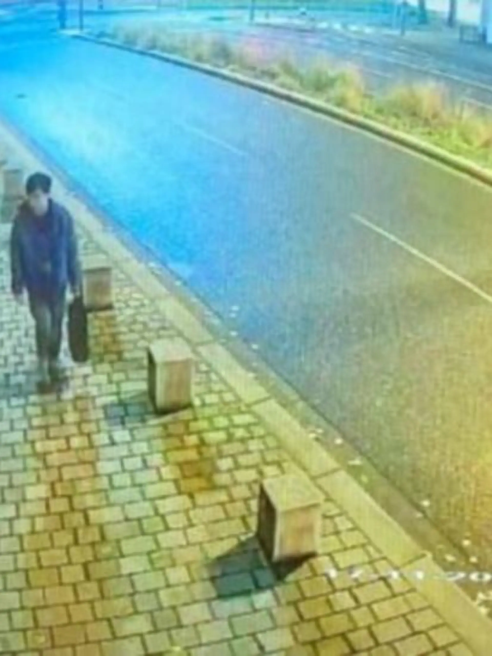 Die Polizei Essen sucht diese Person auf dem Foto.