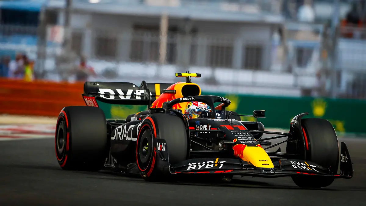  11 Sergio Perez MEX, Oracle Red Bull Racing, F1 Grand Prix of Abu Dhabi at Yas Marina Circuit on November 18, 2022 in Abu Dhabi, United Arab Emirates. Photo by HOCH ZWEI Abu Dhabi United Arab Emirates *** 11 Sergio Perez MEX, Oracle Red Bull Racing , F1 Grand Prix of Abu Dhabi at Yas Marina Circuit on November 18, 2022 in Abu Dhabi, United Arab Emirates Photo by HOCH ZWEI Abu Dhabi United Arab Emirates 