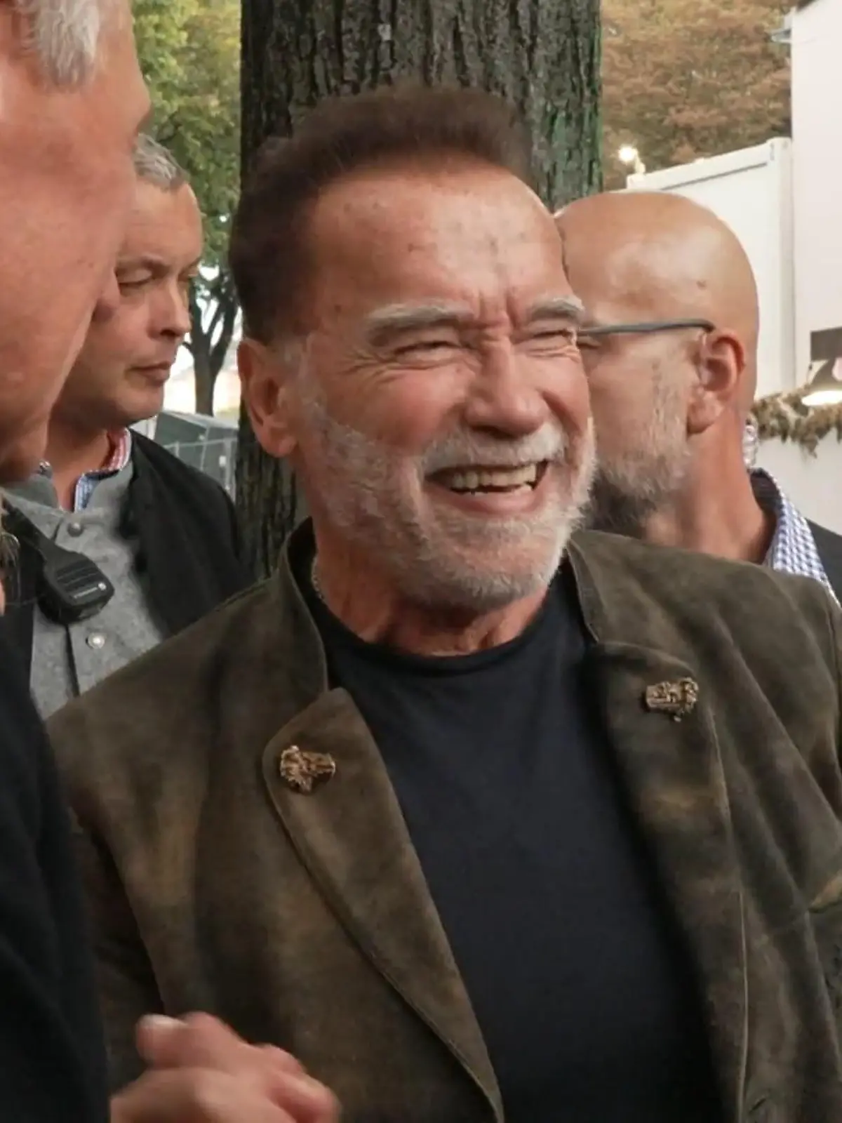 Bild zu: "Familie Schwarzenegger macht das Oktoberfest unsicher"